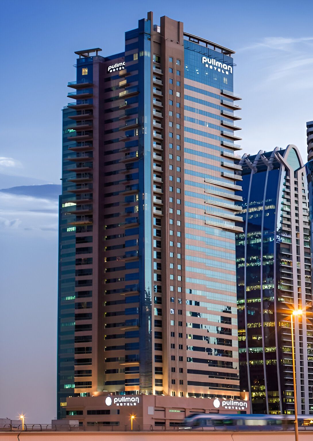 Pullman Dubai Jumeirah Lakes Towers
